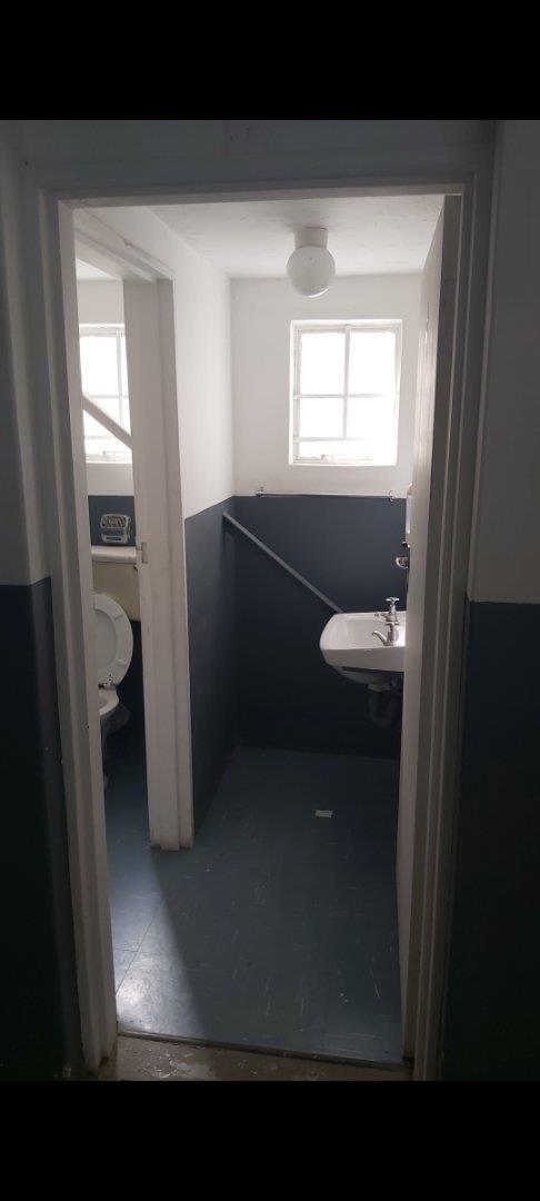 To Let Commercial Property for Rent in Sidwell Eastern Cape